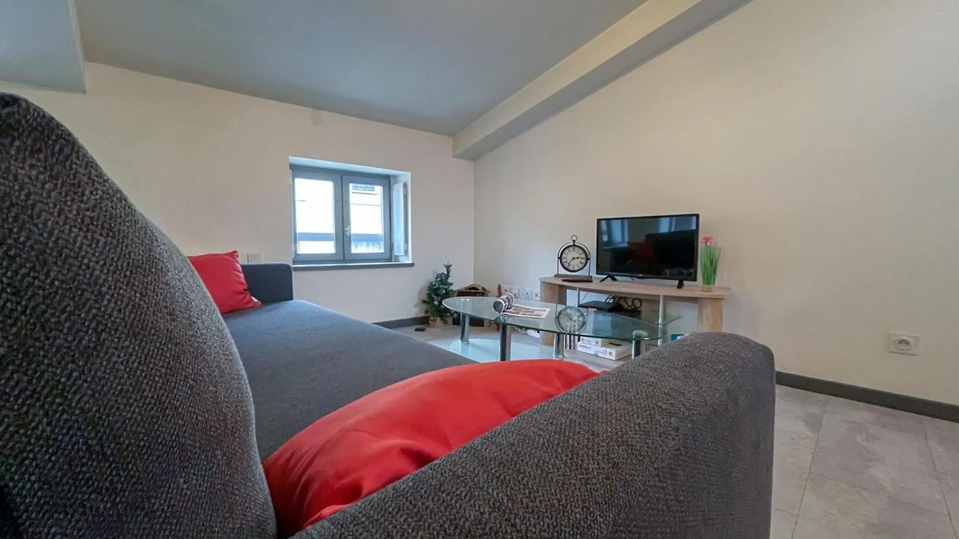 Chez Isa - Tournon-Sur-Rhone Apartment 0*,